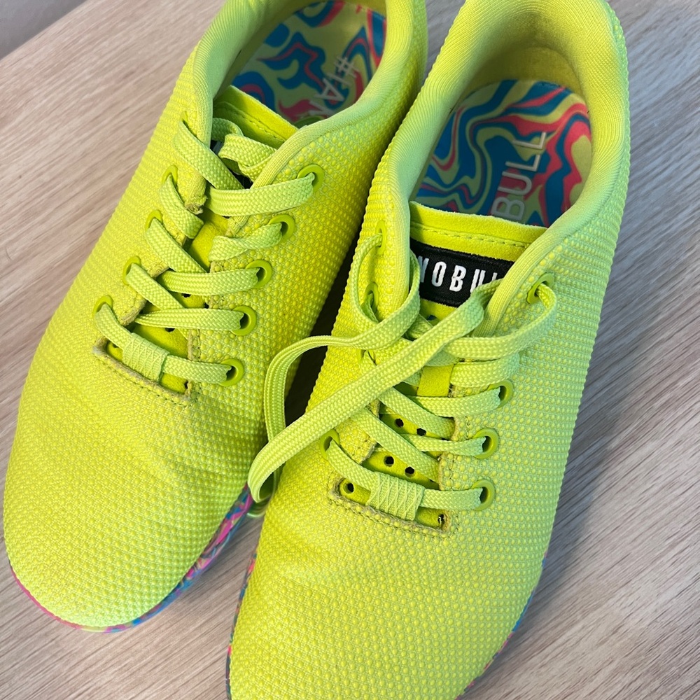 NOBULL Neon Yellow Sneakers with Colorful Sole Unisex M 7.5 W 9 - Picture 5 of 5